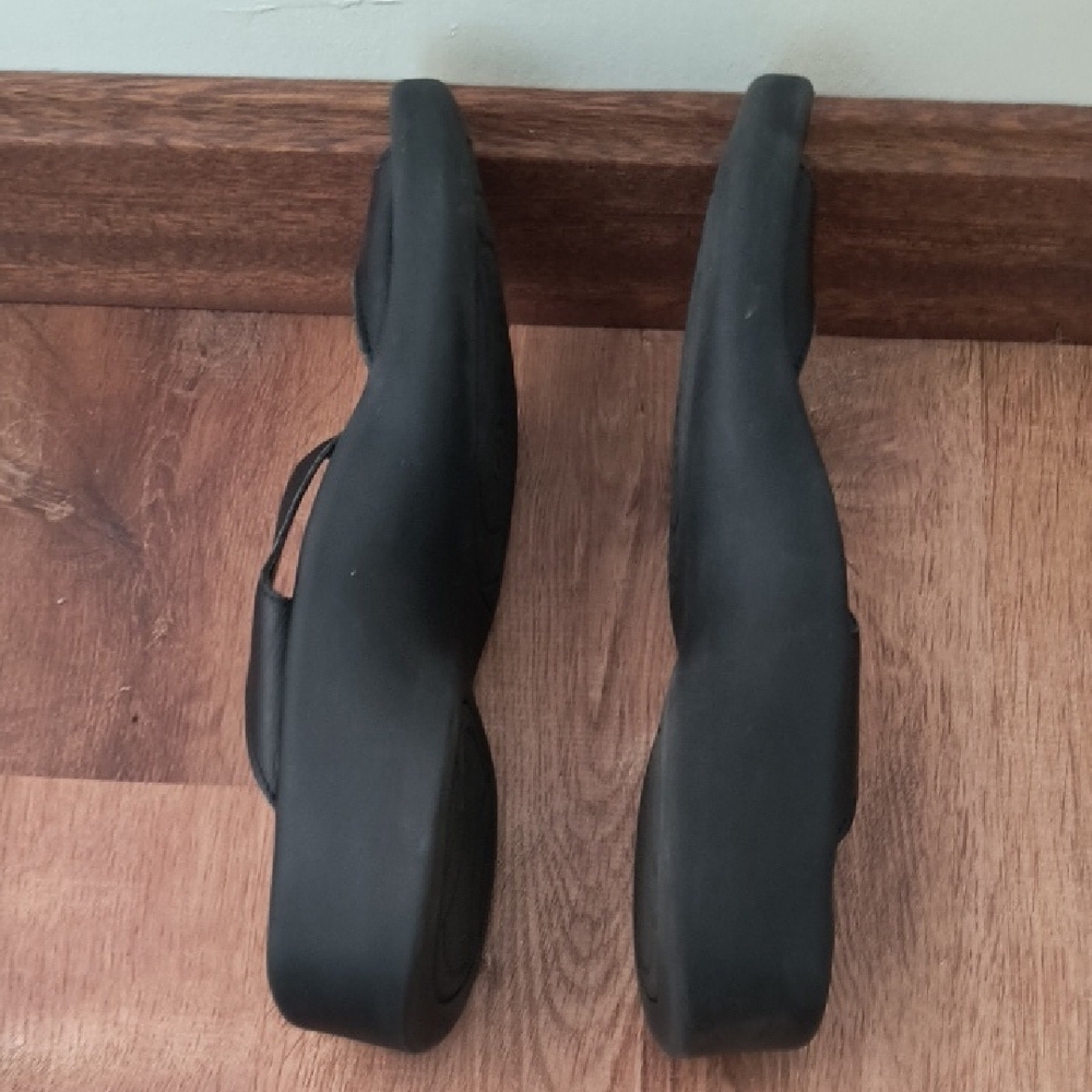 Birkenstock Tatami Black Strap Slide Sandals - Picture 6 of 6